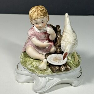 Lefton ceramic figurine Girl Feeding Rooster and Chick KW7215
